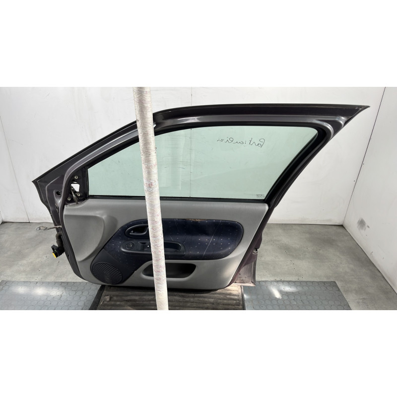 Porte avant droit RENAULT CLIO 2 Photo n°6