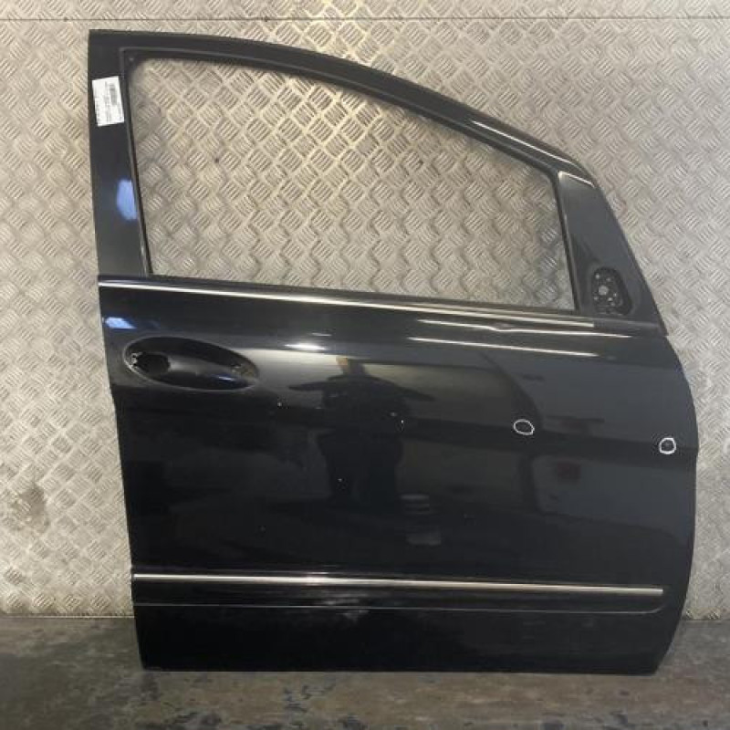 Porte avant droit MERCEDES CLASSE B 245 Photo n°1