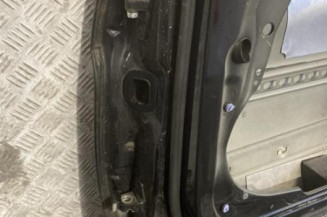 Porte avant droit MERCEDES CLASSE B 245
