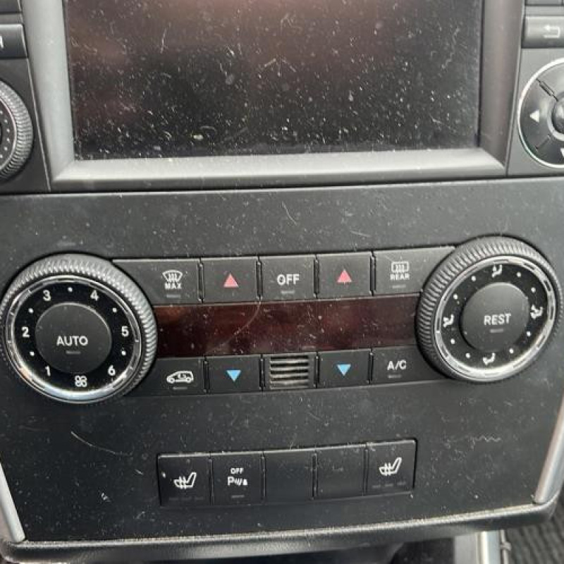 Pretensionneur de ceinture arriere gauche MERCEDES CLASSE B 245 Photo n°11