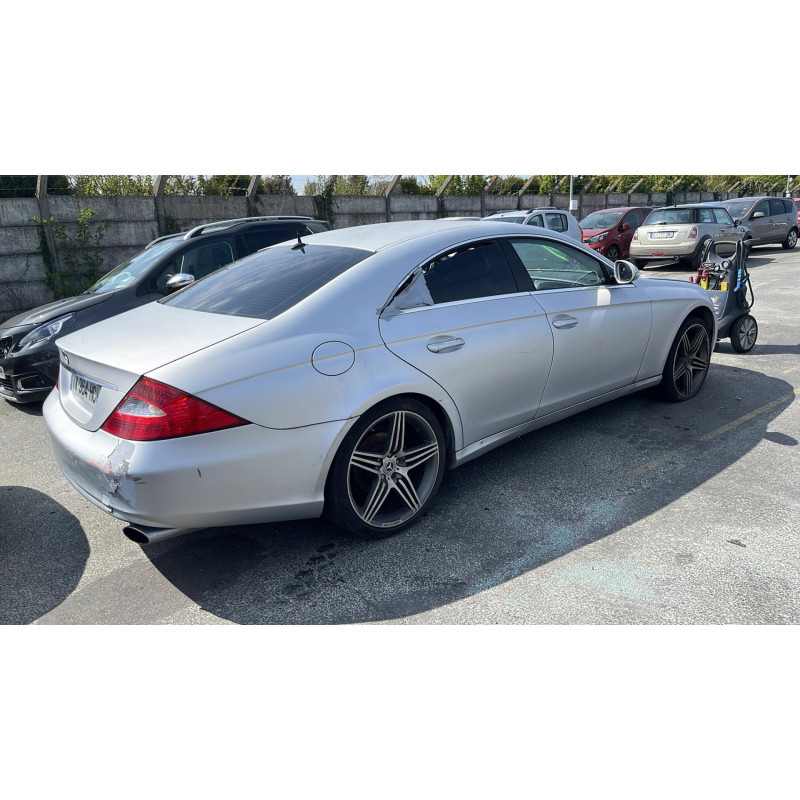 Porte avant gauche MERCEDES CLASSE CLS 219 Photo n°14