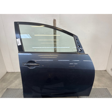 Porte avant droit MITSUBISHI GRANDIS Photo n°1