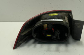 Feu arriere principal droit (feux) RENAULT LAGUNA 2