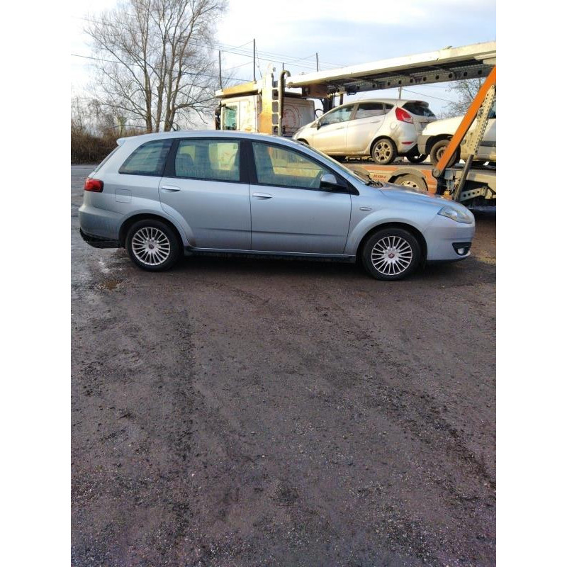 Porte avant gauche FIAT CROMA 2 Photo n°8