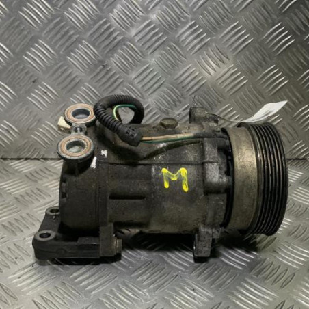 Compresseur clim RENAULT LAGUNA 2 Photo n°1