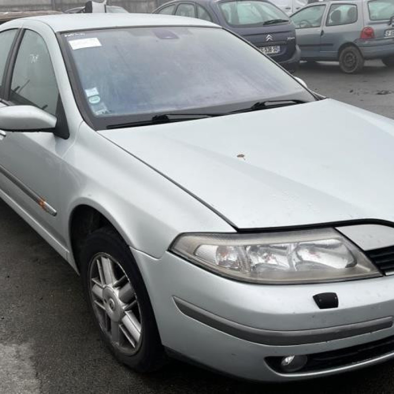 Compresseur clim RENAULT LAGUNA 2 Photo n°8