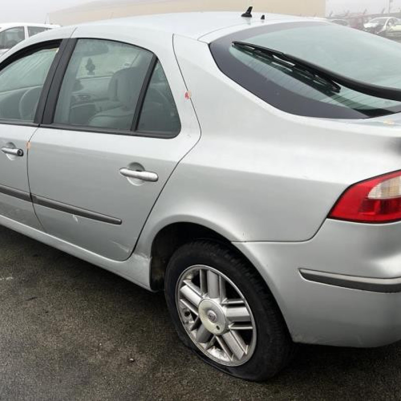 Compresseur clim RENAULT LAGUNA 2 Photo n°10