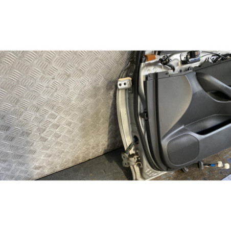 Porte avant droit TOYOTA AVENSIS 2