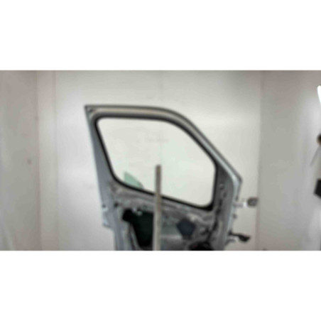 Porte avant gauche RENAULT MASTER 3 Photo n°1