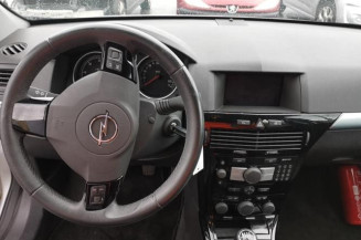 Compresseur clim OPEL ASTRA H
