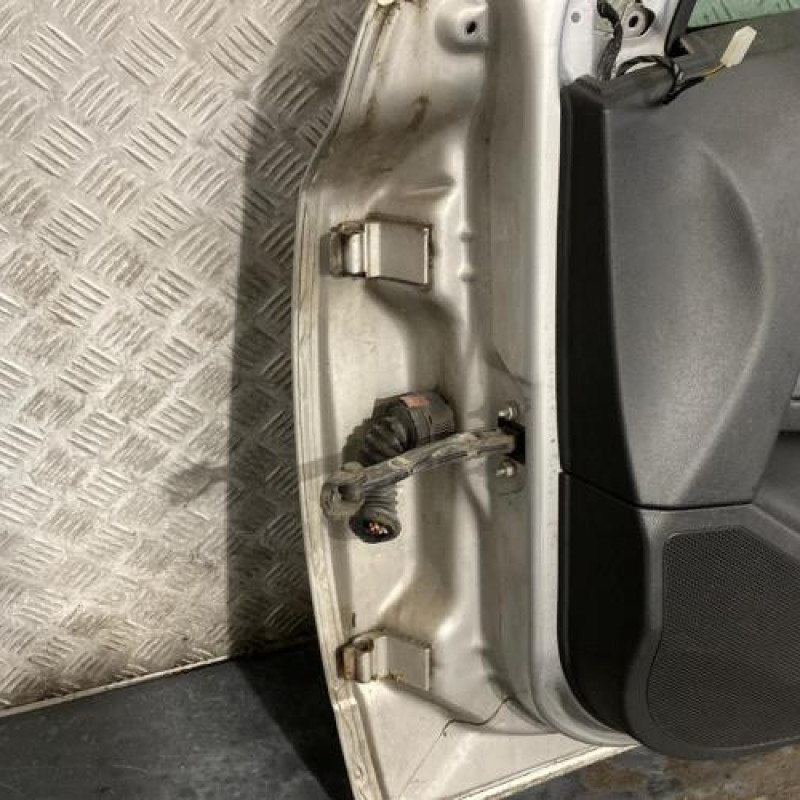 Porte avant droit OPEL ASTRA G Photo n°5