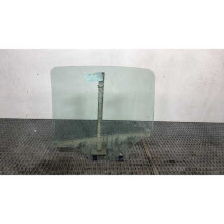 Vitre arriere droit CITROEN C3 2