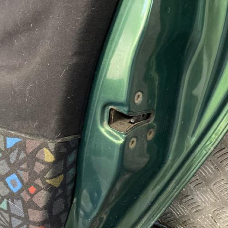 Porte avant droit OPEL TIGRA 1 Photo n°7