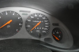 Porte avant droit OPEL TIGRA 1