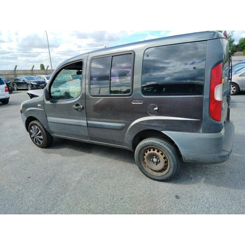 Porte avant droit FIAT DOBLO 1 Photo n°8