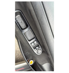 Porte arriere droit PEUGEOT 207