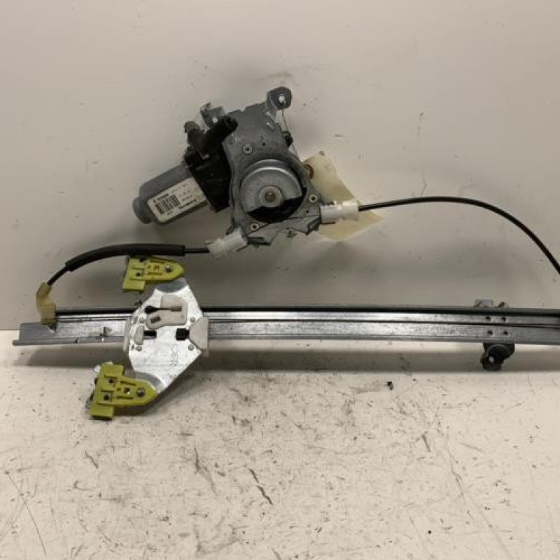 Leve vitre electrique avant droit NISSAN NOTE 1 Photo n°1