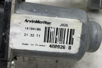 Leve vitre electrique avant droit NISSAN NOTE 1