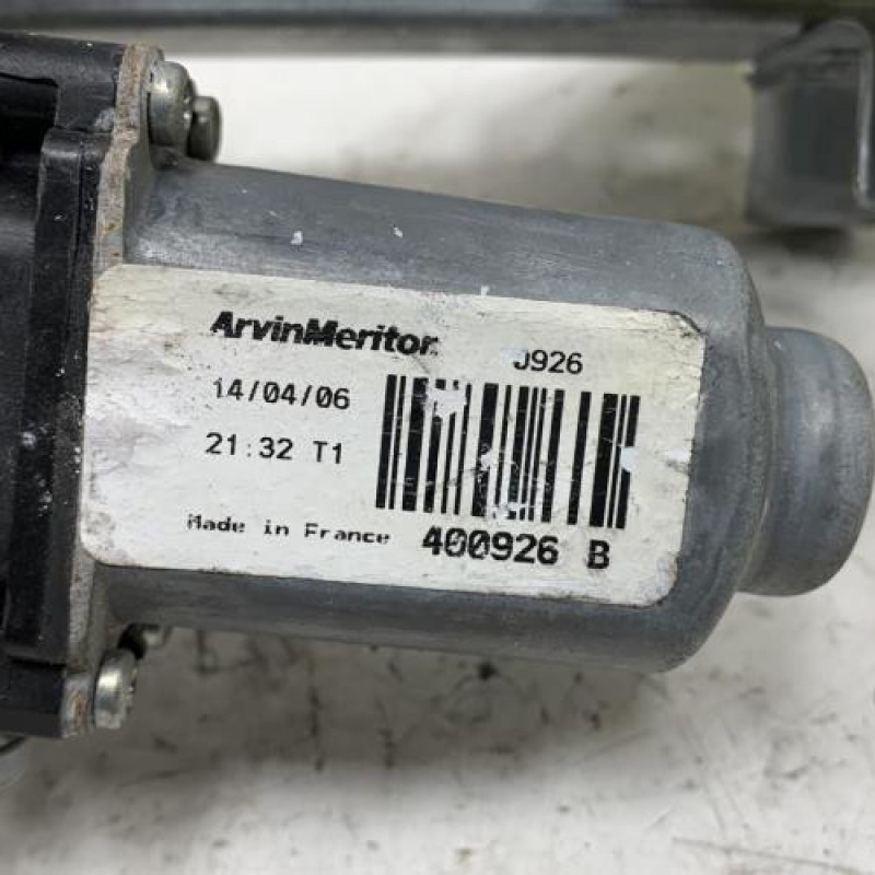 Leve vitre electrique avant droit NISSAN NOTE 1 Photo n°3
