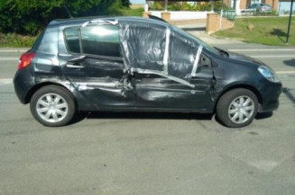 Boitier UCH RENAULT CLIO 3