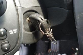 Boitier UCH RENAULT CLIO 3