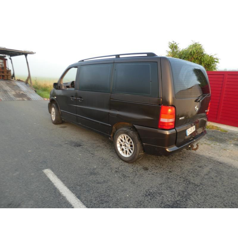 Porte avant droit MERCEDES CLASSE V 638 Photo n°13