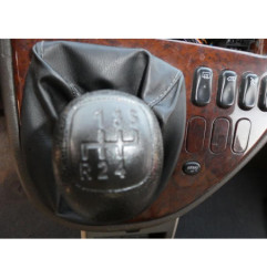 Porte avant droit MERCEDES CLASSE V 638