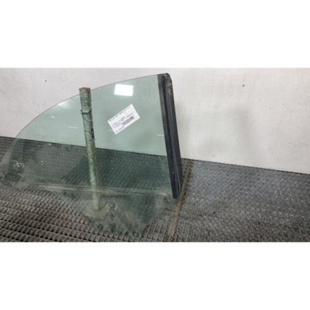 Vitre arriere droit CITROEN C3 PLURIEL Photo n°1
