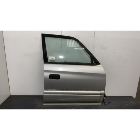 Porte avant droit TOYOTA LAND CRUISER 3 J90 Photo n°1