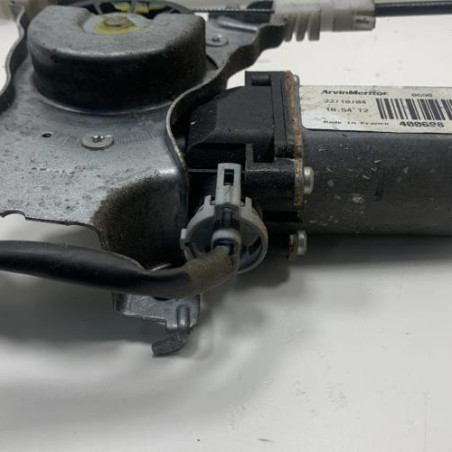 Leve vitre electrique avant droit NISSAN ALMERA TINO