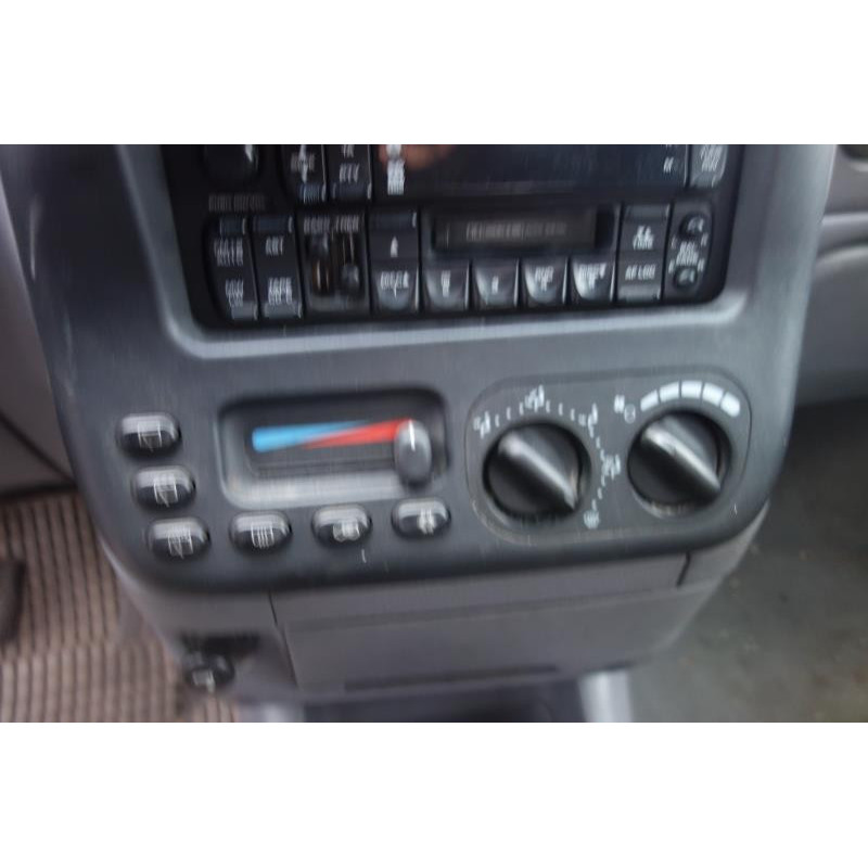Porte avant droit CHRYSLER VOYAGER 3 Photo n°9