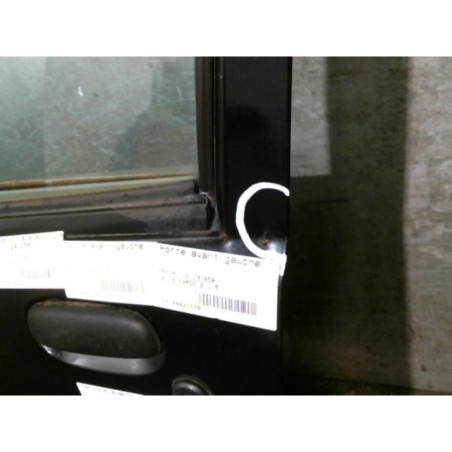 Porte avant gauche MAZDA 121 3 Photo n°1