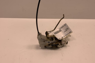 Serrure avant gauche TOYOTA YARIS 1