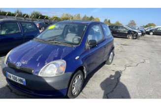 Leve vitre electrique avant gauche TOYOTA YARIS 1