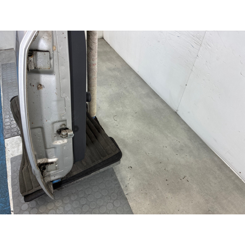 Porte arriere droit OPEL MERIVA A Photo n°1