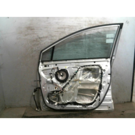Porte avant droit TOYOTA COROLLA VERSO 2