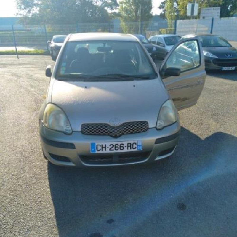 Serrure de coffre TOYOTA YARIS 1 Photo n°4