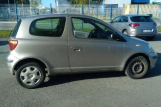 Serrure de coffre TOYOTA YARIS 1
