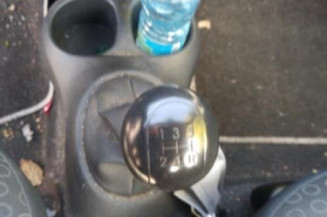 Serrure de coffre TOYOTA YARIS 1
