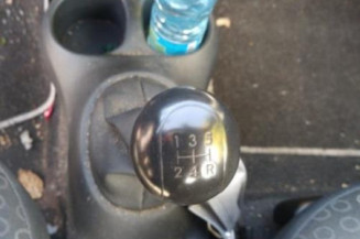 Serrure de coffre TOYOTA YARIS 1