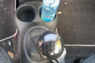 Serrure de coffre TOYOTA YARIS 1