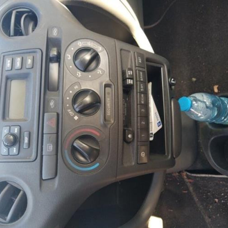Serrure de coffre TOYOTA YARIS 1 Photo n°14