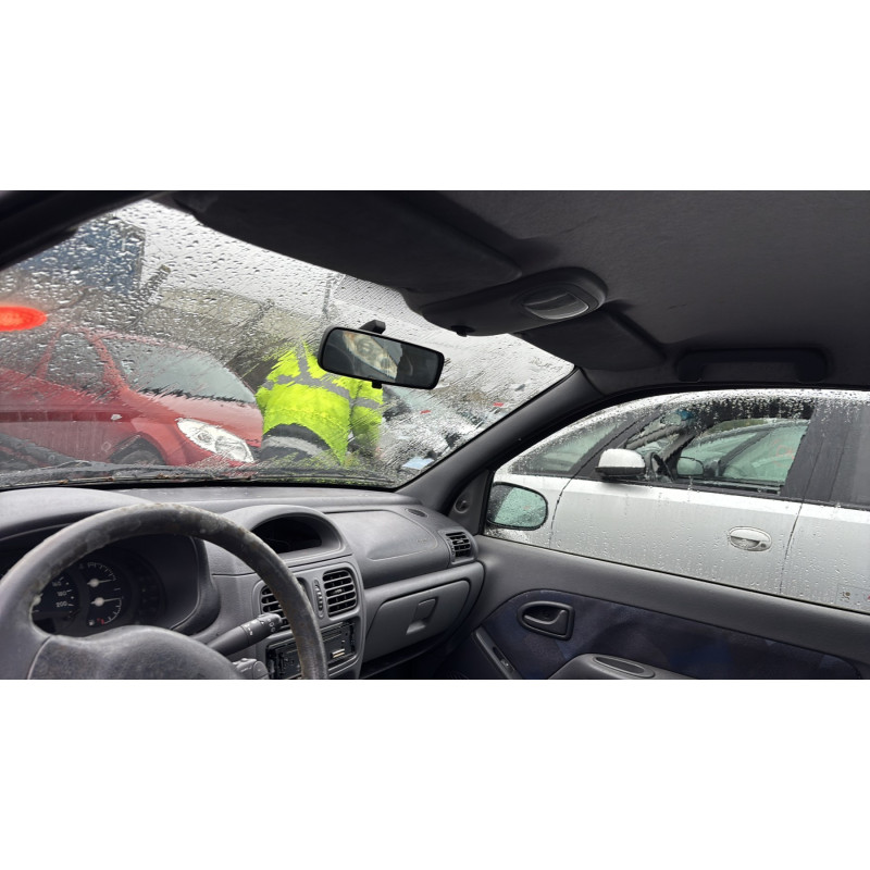Porte avant droit RENAULT CLIO 2 Photo n°18