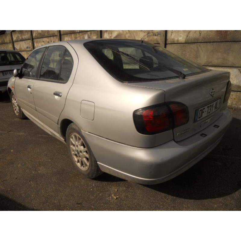 Porte avant droit NISSAN PRIMERA 2 Photo n°7