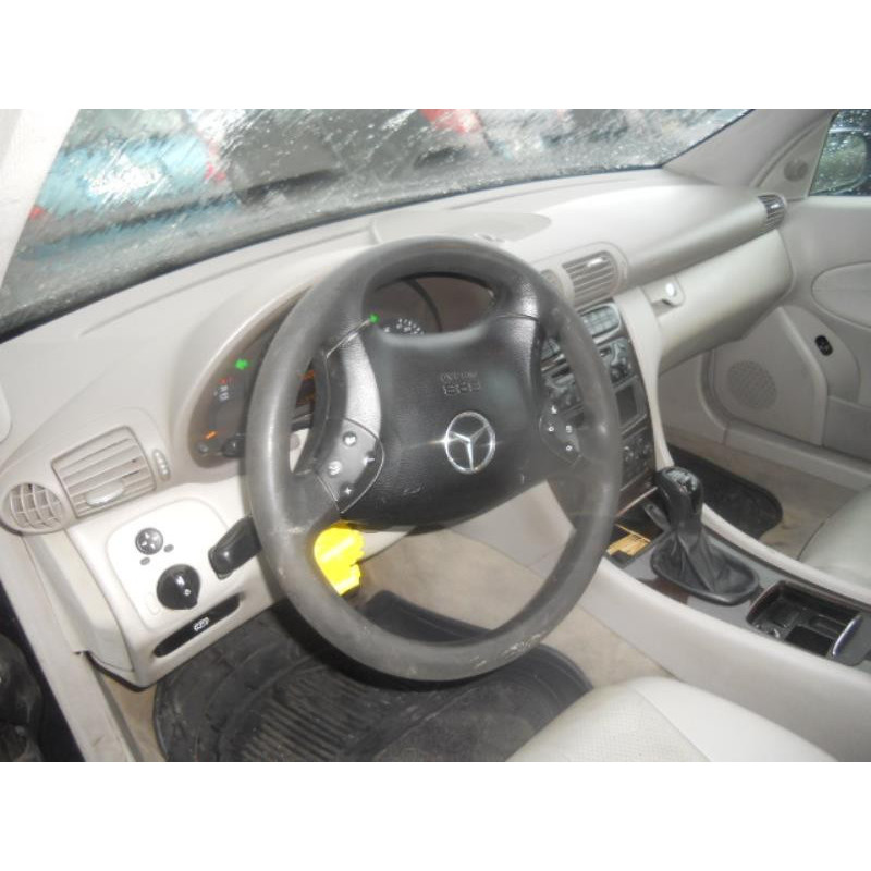 Porte arriere gauche MERCEDES CLASSE C 203 Photo n°9