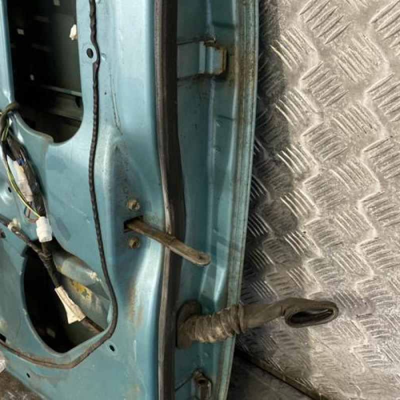 Porte avant gauche OPEL AGILA A Photo n°7
