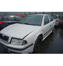 Porte avant droit SKODA OCTAVIA 1