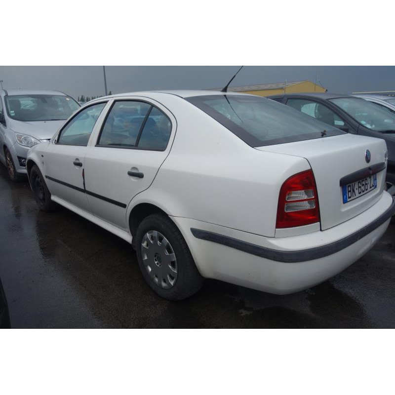 Porte avant droit SKODA OCTAVIA 1 Photo n°7