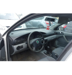 Porte avant droit SKODA OCTAVIA 1