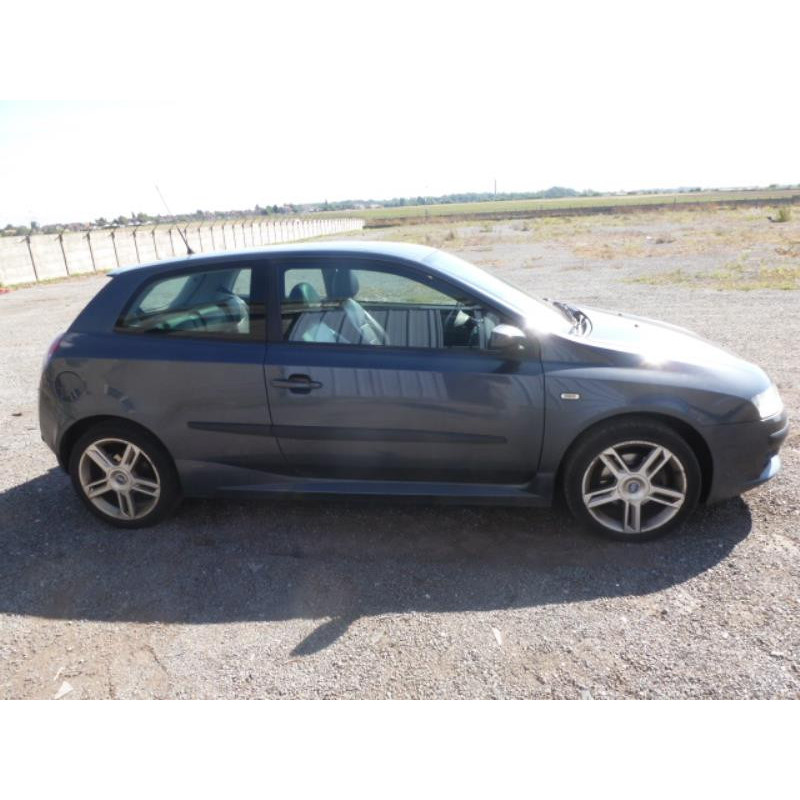 Porte avant droit FIAT STILO Photo n°5